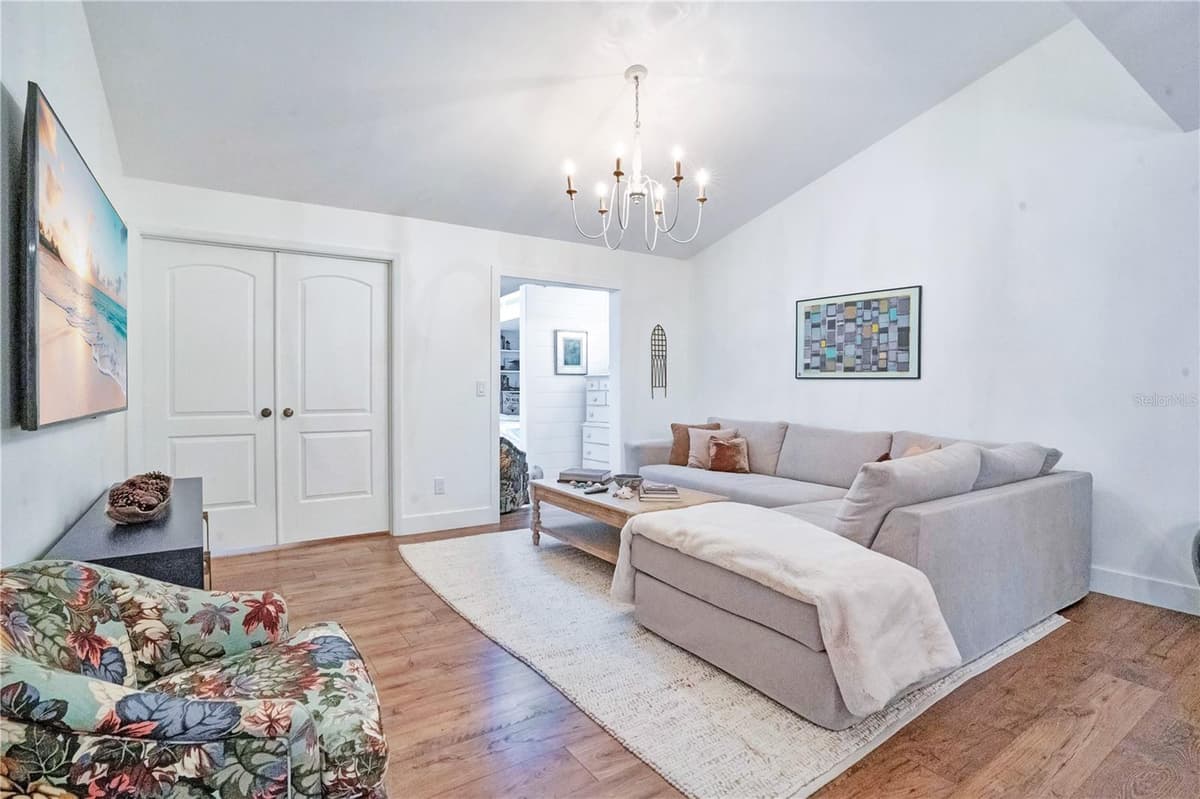 4338 SEA MIST DRIVE — photo 9 of 37