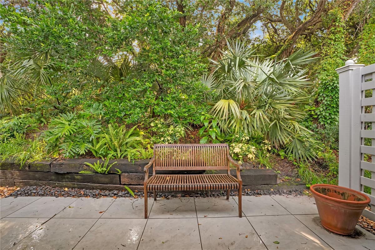 4338 SEA MIST DRIVE — photo 12 of 37