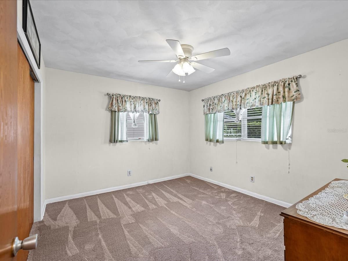 1006 DUMONT DRIVE — photo 19 of 74