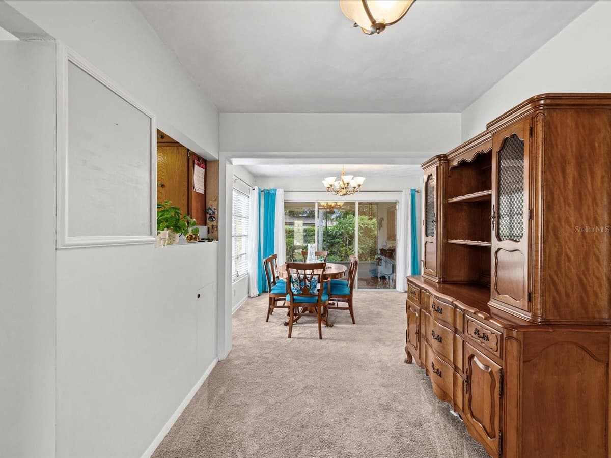 1006 DUMONT DRIVE — photo 10 of 74