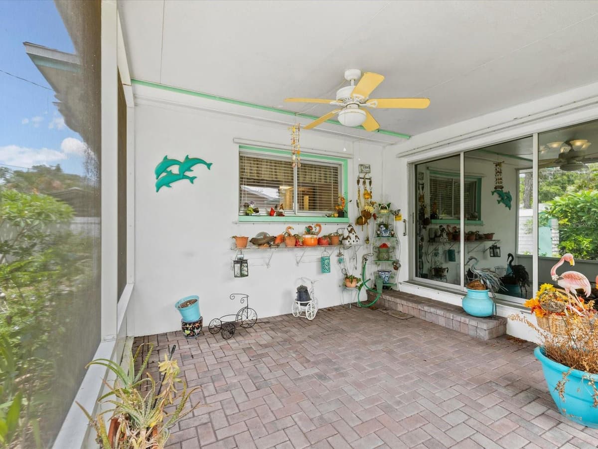 1006 DUMONT DRIVE — photo 30 of 74