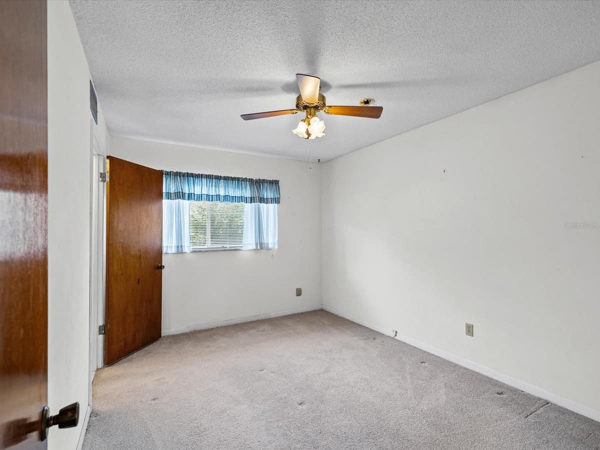 1006 DUMONT DRIVE — photo 24 of 74