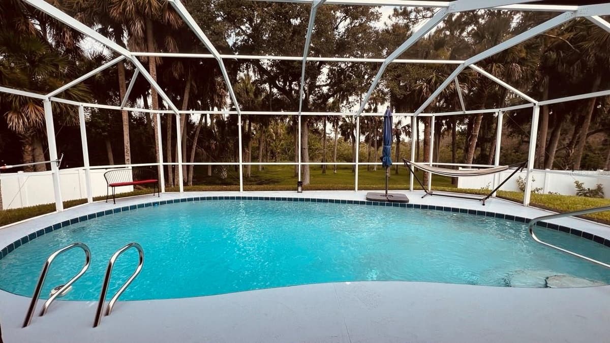 77 CIMMARON DRIVE — photo 35 of 47