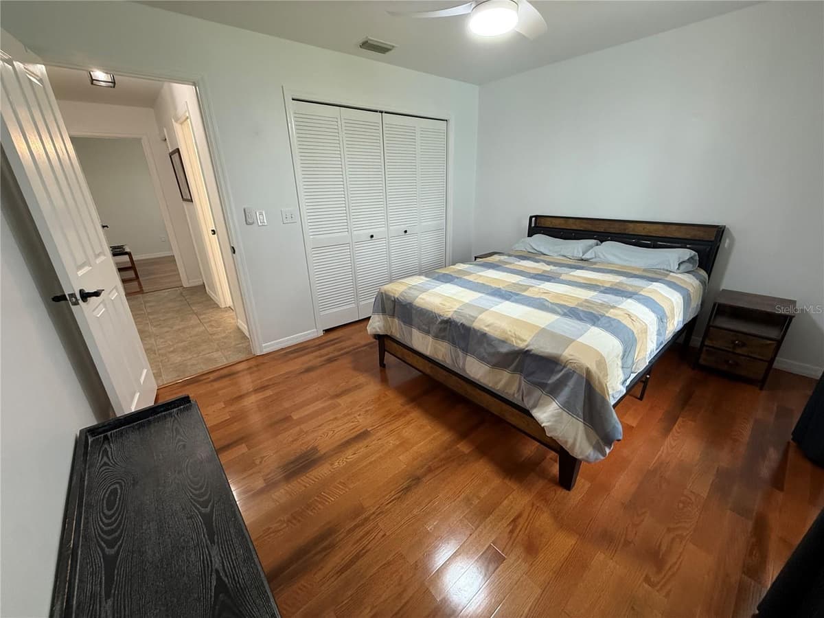 77 CIMMARON DRIVE — photo 26 of 47