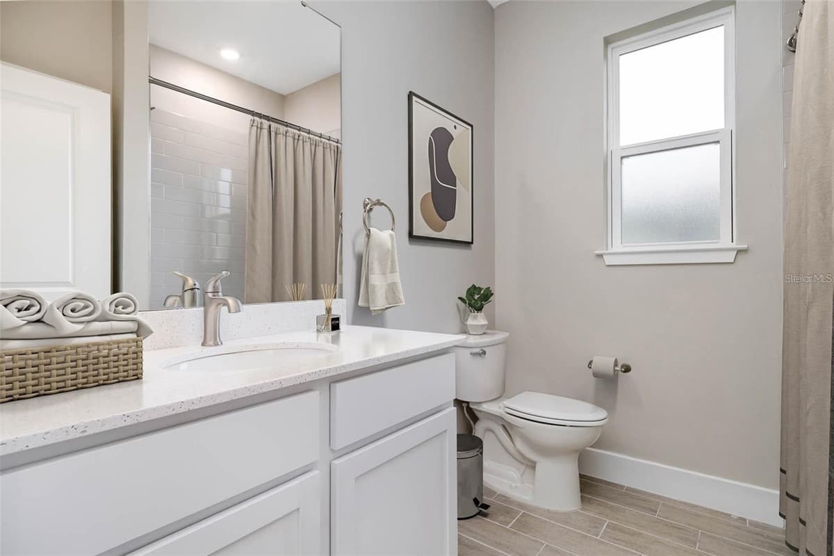 1011 KISMET PARKWAY — photo 13 of 18