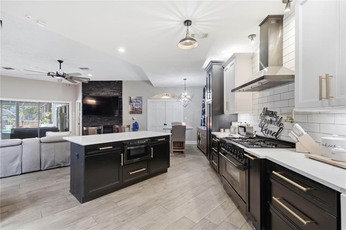 2860 BRIARWOOD LANE — photo 38 of 58