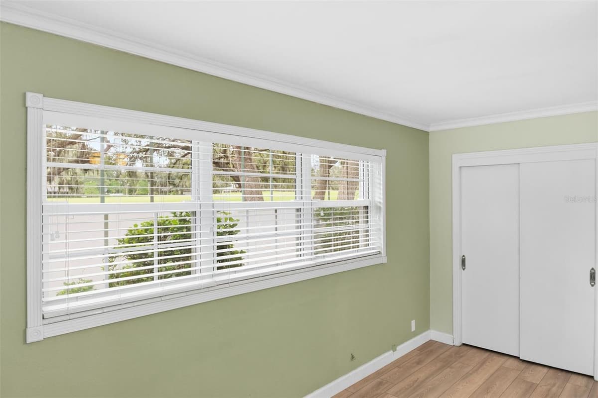 216 INVERNESS AVENUE — photo 25 of 54