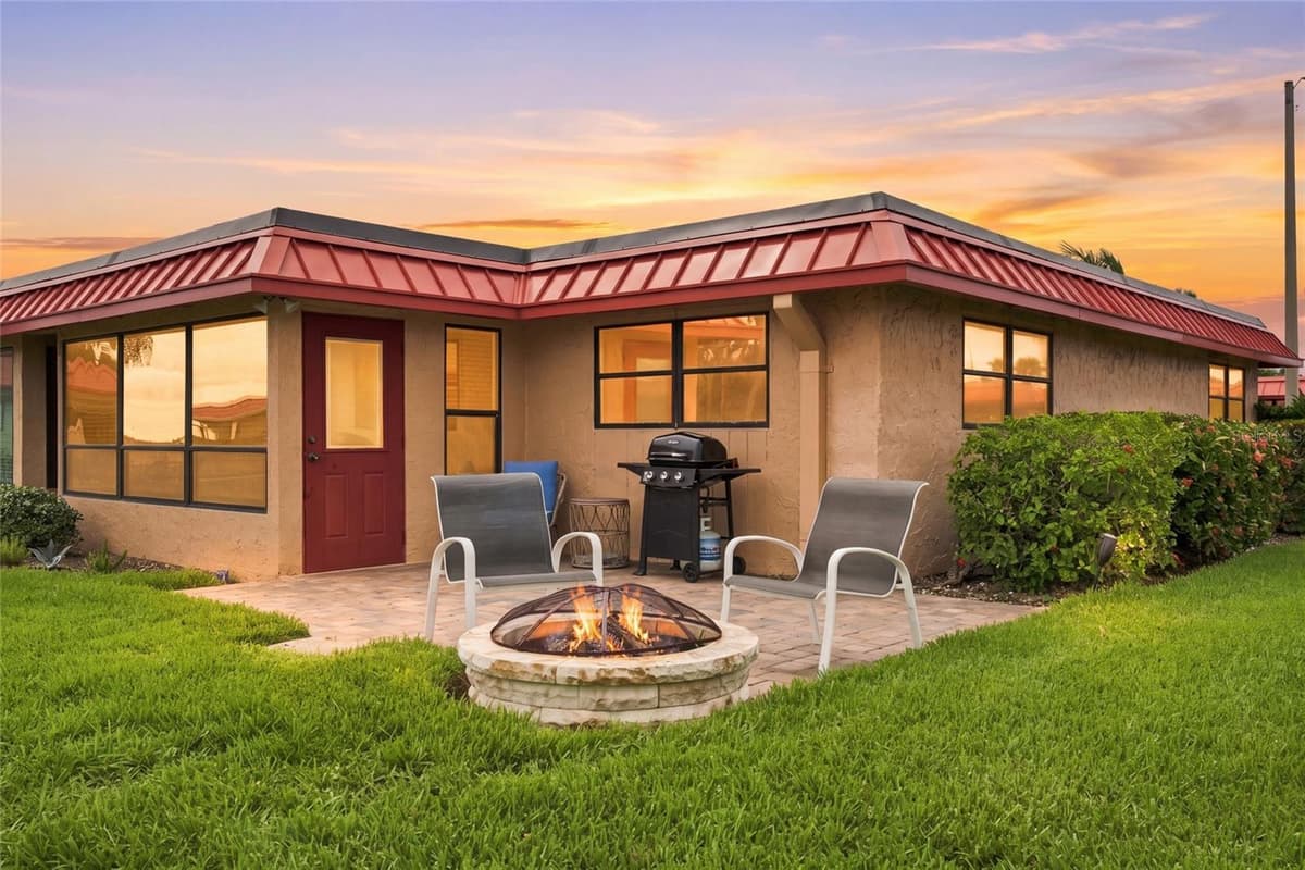 3868 CATALINA DRIVE — photo 23 of 30