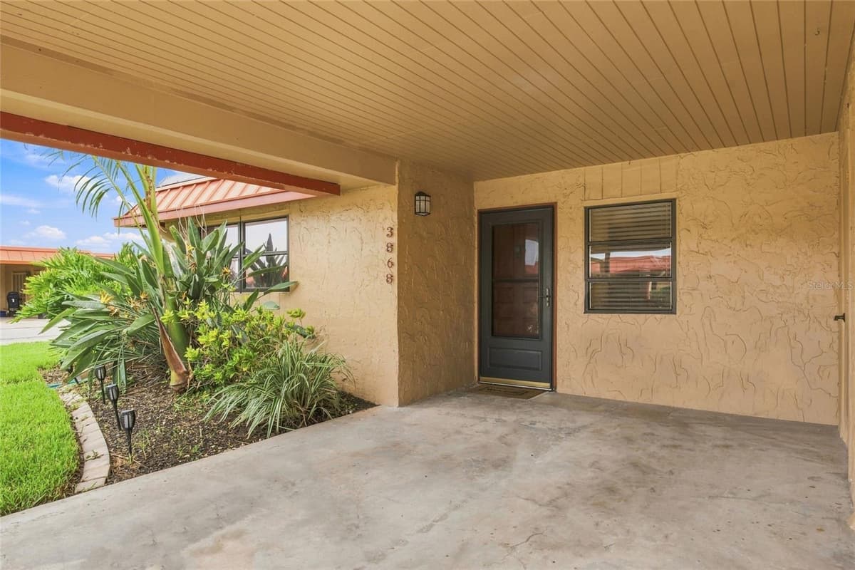 3868 CATALINA DRIVE — photo 2 of 30