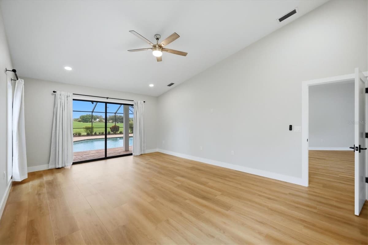 8822 MISTY CREEK DRIVE — photo 24 of 67