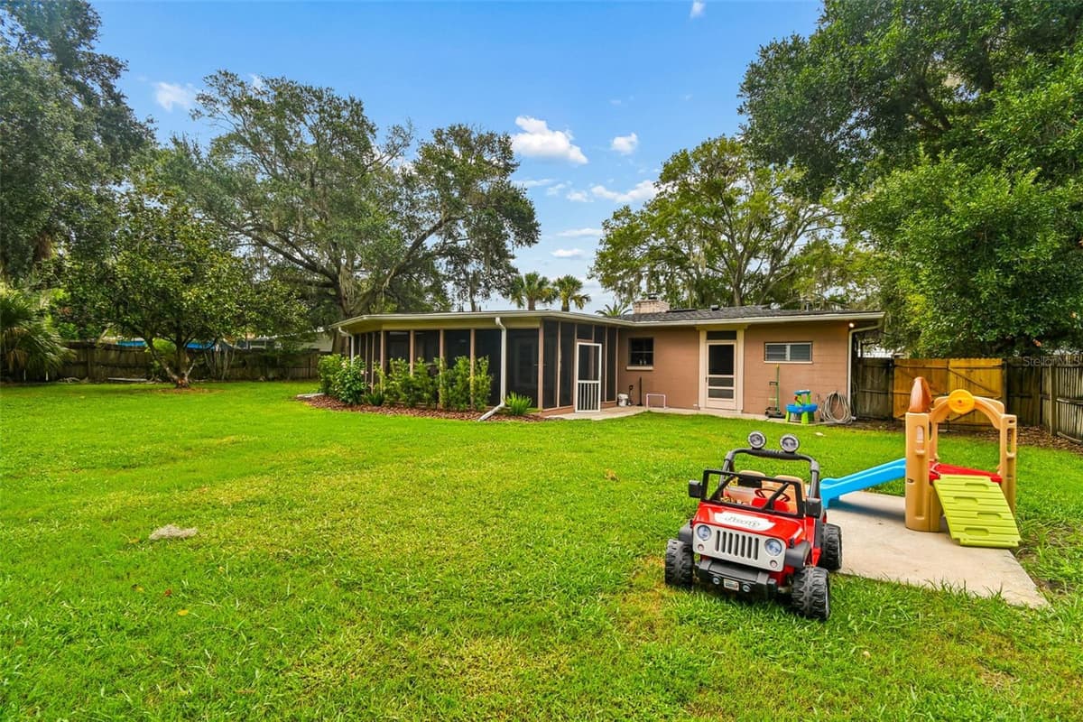 228 RIPPLING LANE — photo 47 of 55