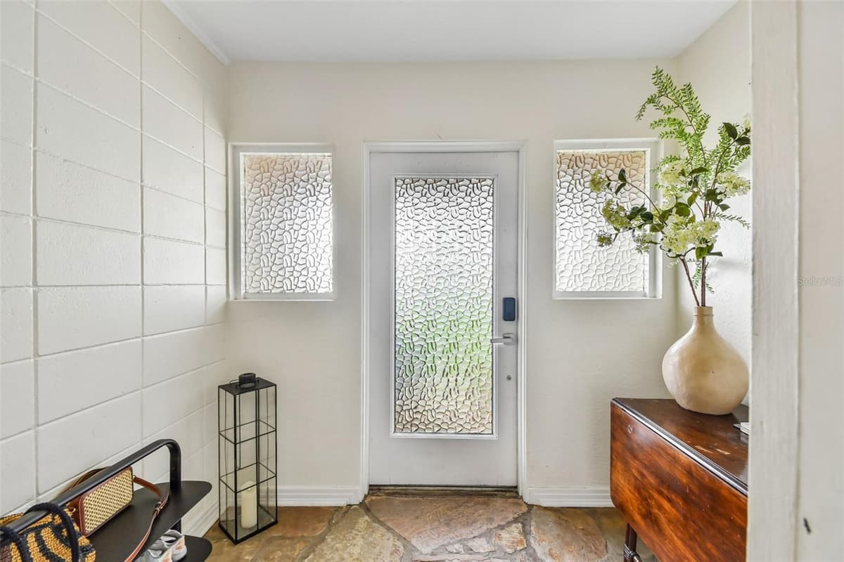 228 RIPPLING LANE — photo 8 of 55
