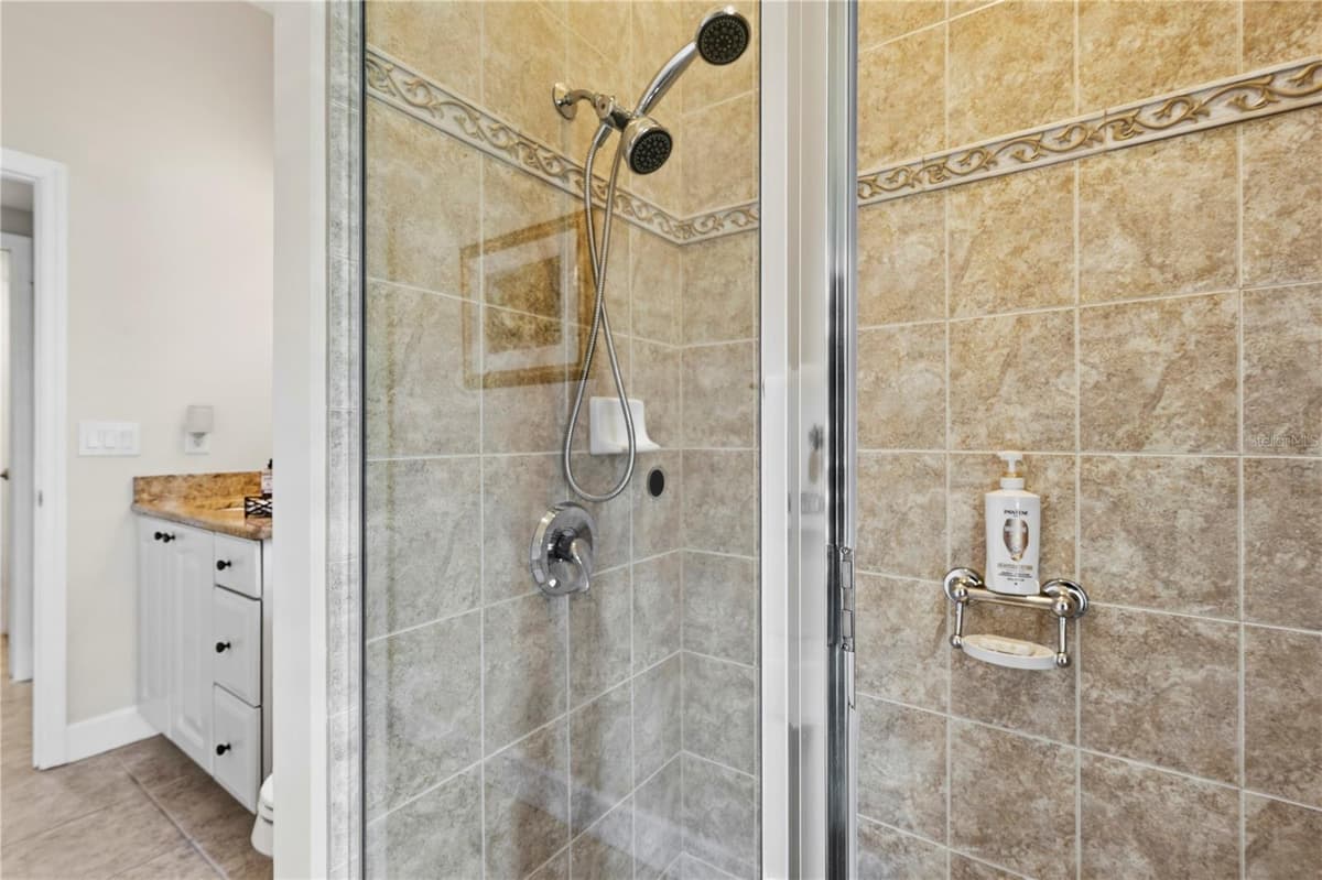 2240 CYPRESS HOLLOW COURT — photo 26 of 75