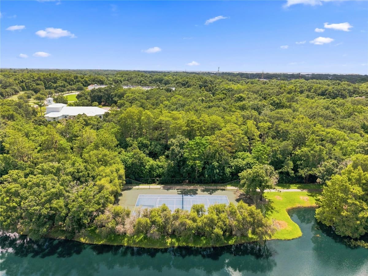 2240 CYPRESS HOLLOW COURT — photo 71 of 75