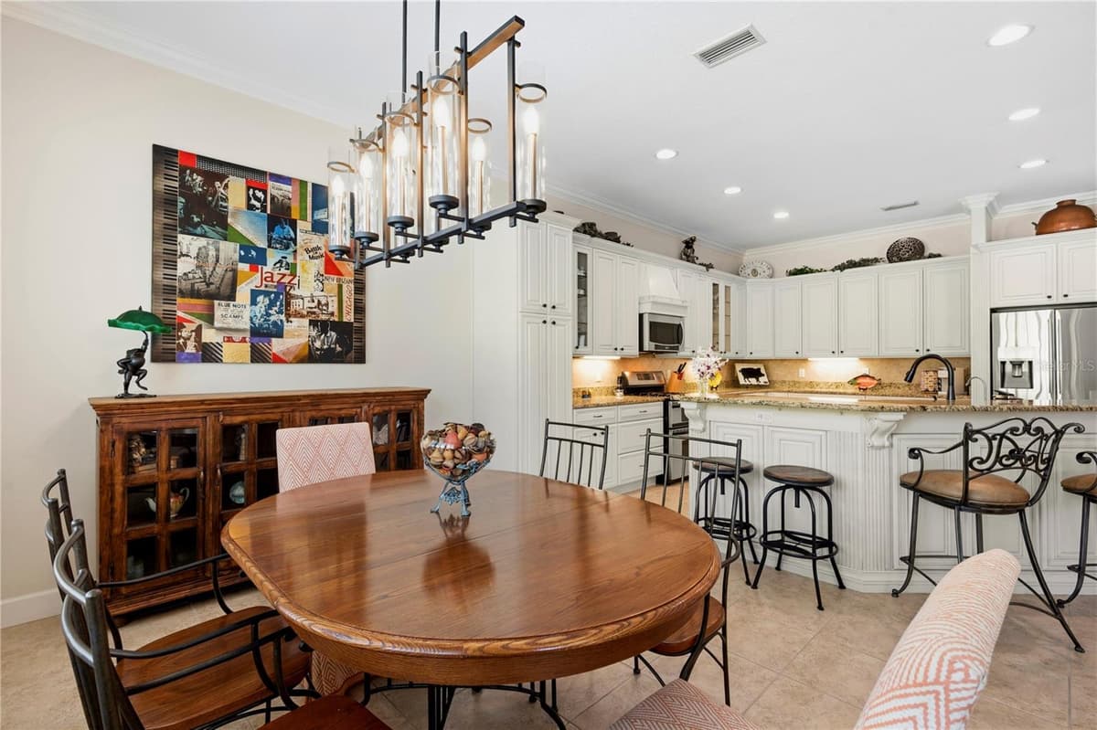2240 CYPRESS HOLLOW COURT — photo 18 of 75