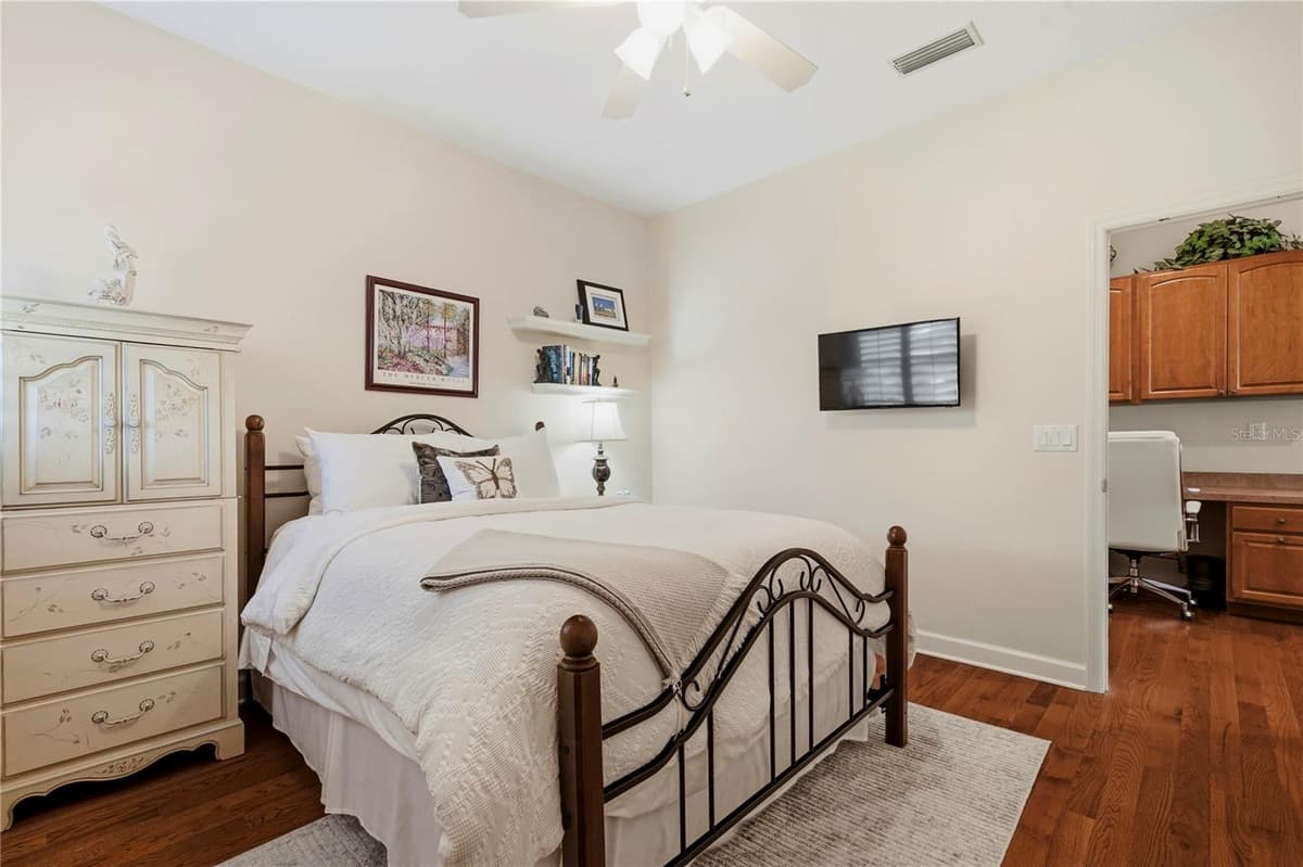 2240 CYPRESS HOLLOW COURT — photo 37 of 75