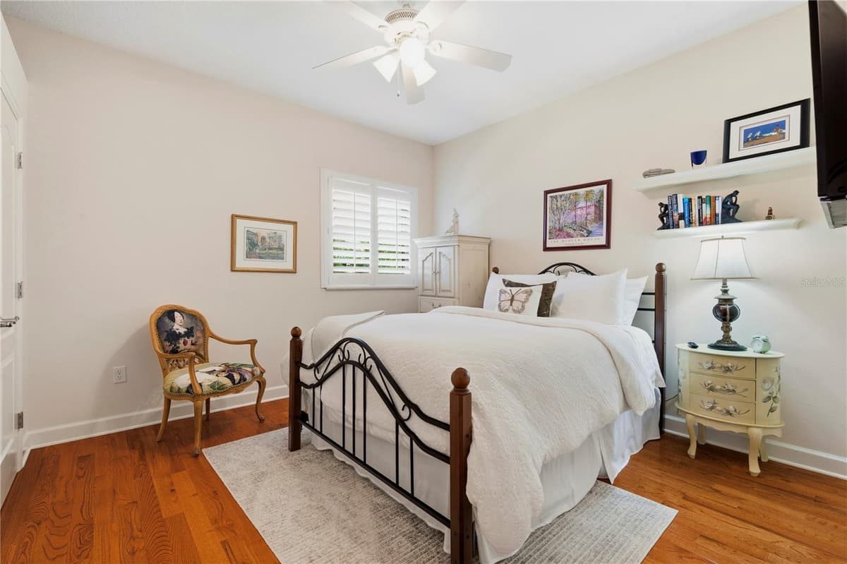 2240 CYPRESS HOLLOW COURT — photo 36 of 75