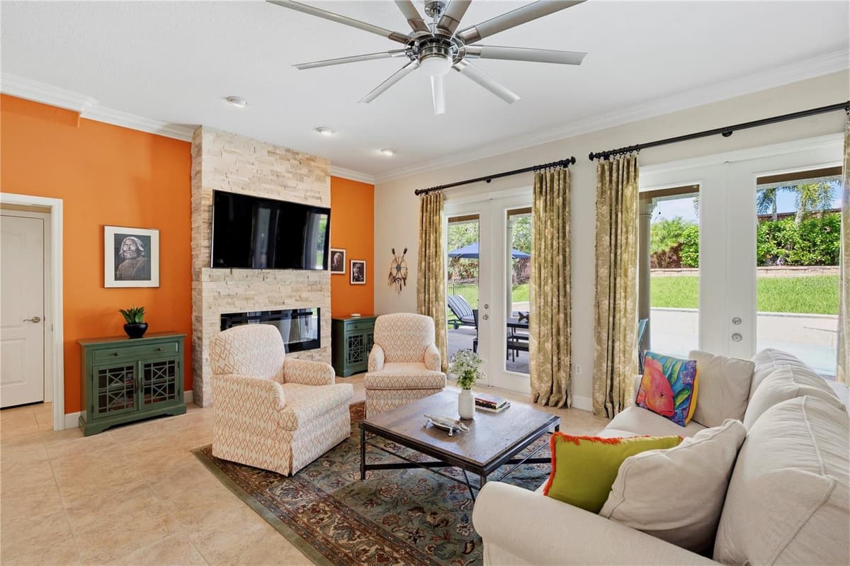 2240 CYPRESS HOLLOW COURT — photo 12 of 75