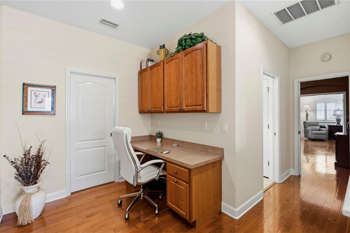 2240 CYPRESS HOLLOW COURT — photo 32 of 75