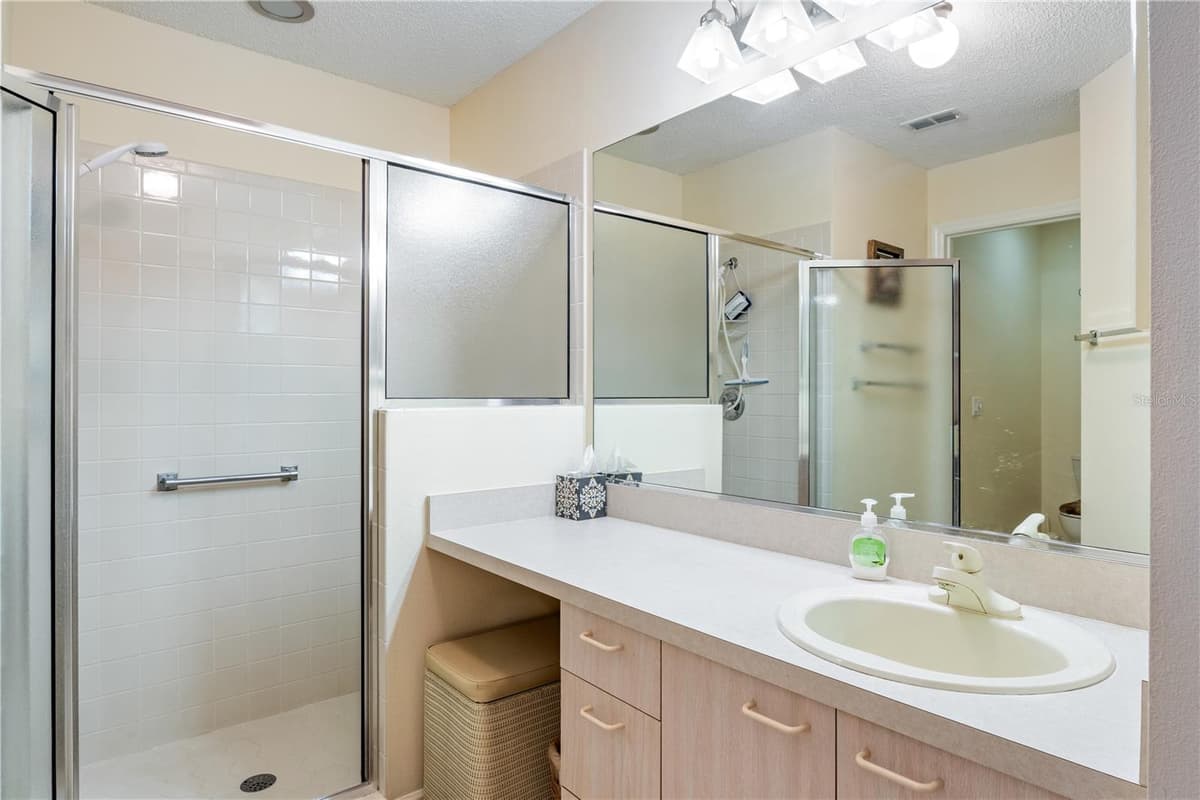 631 ENCONTO STREET — photo 17 of 32