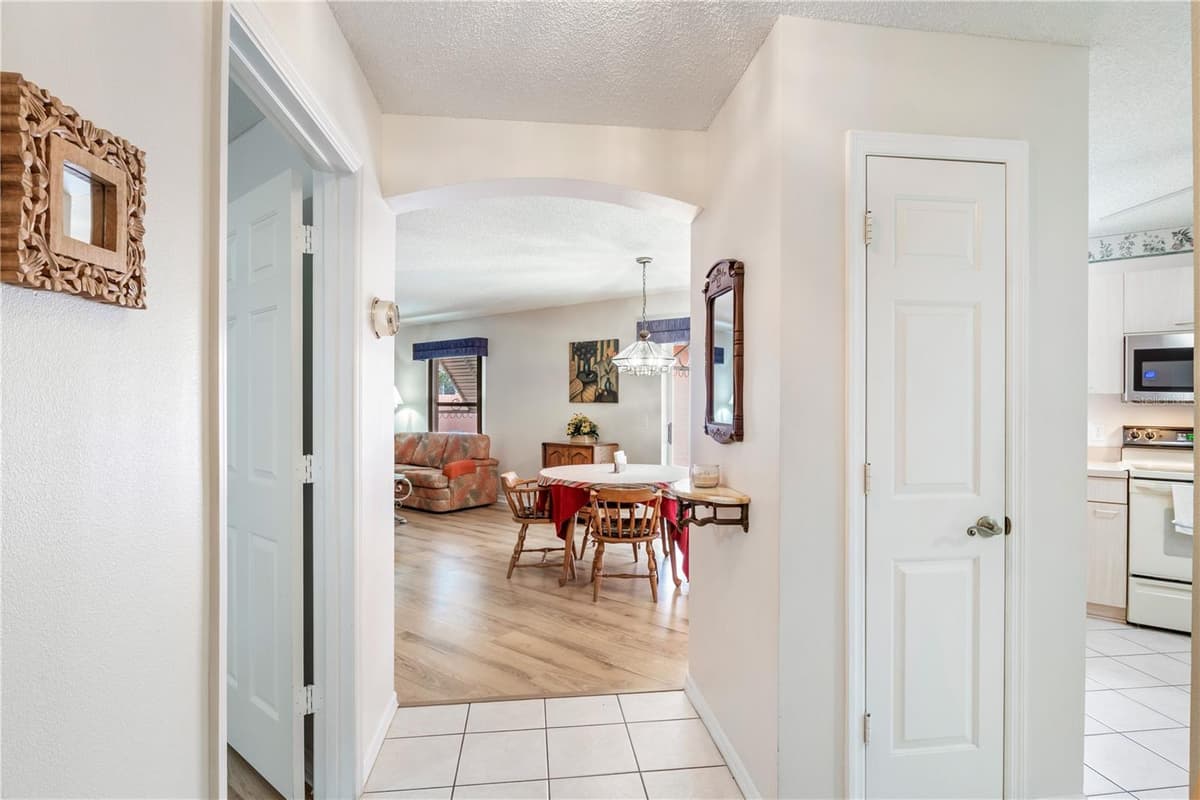 631 ENCONTO STREET — photo 8 of 32
