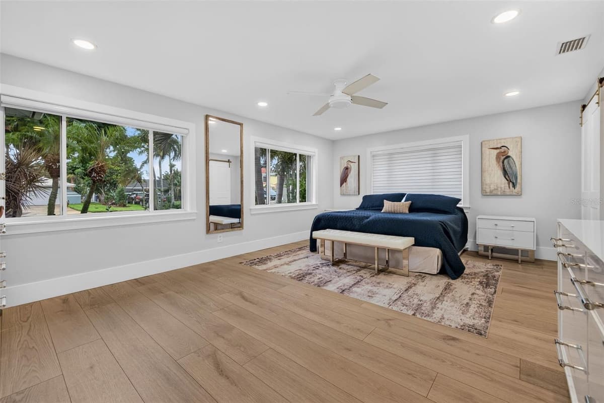 8009 13TH AVENUE — photo 33 of 58