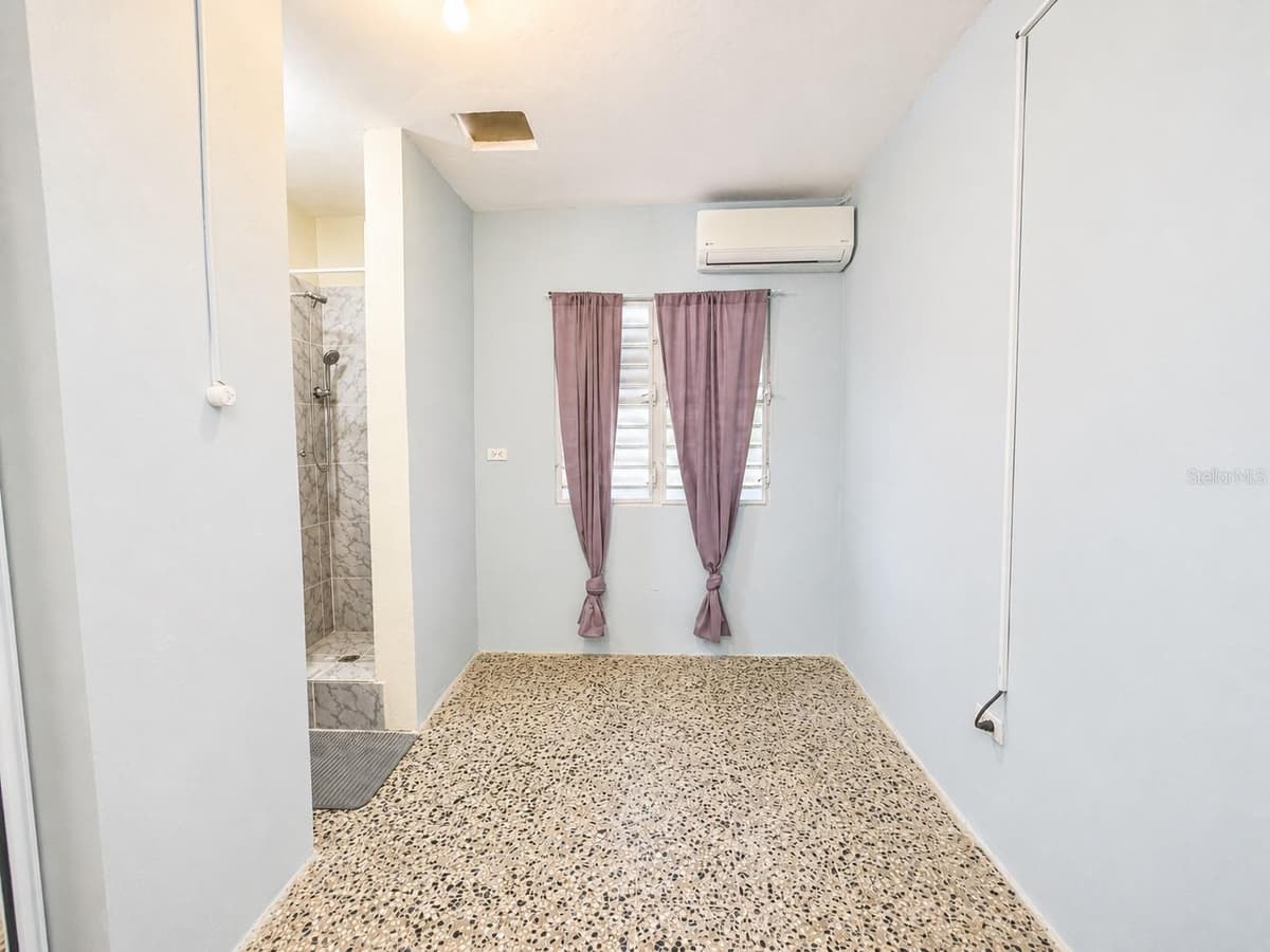 122 Pomarosa St. URB. SAN PEDRO — photo 11 of 20