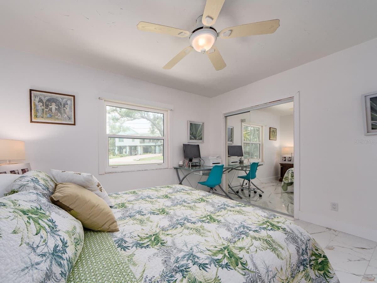 1826 VENETIAN POINT DRIVE — photo 30 of 46