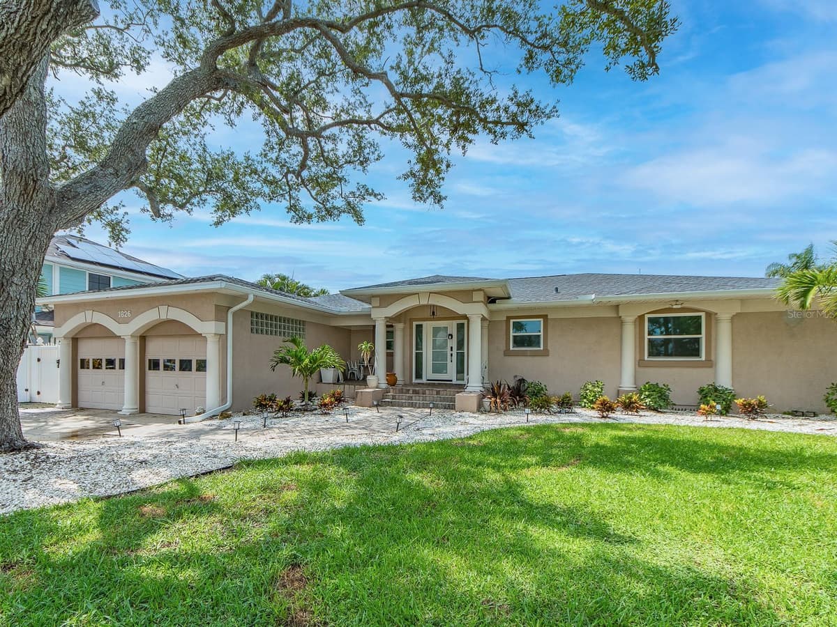 1826 VENETIAN POINT DRIVE — photo 1 of 46
