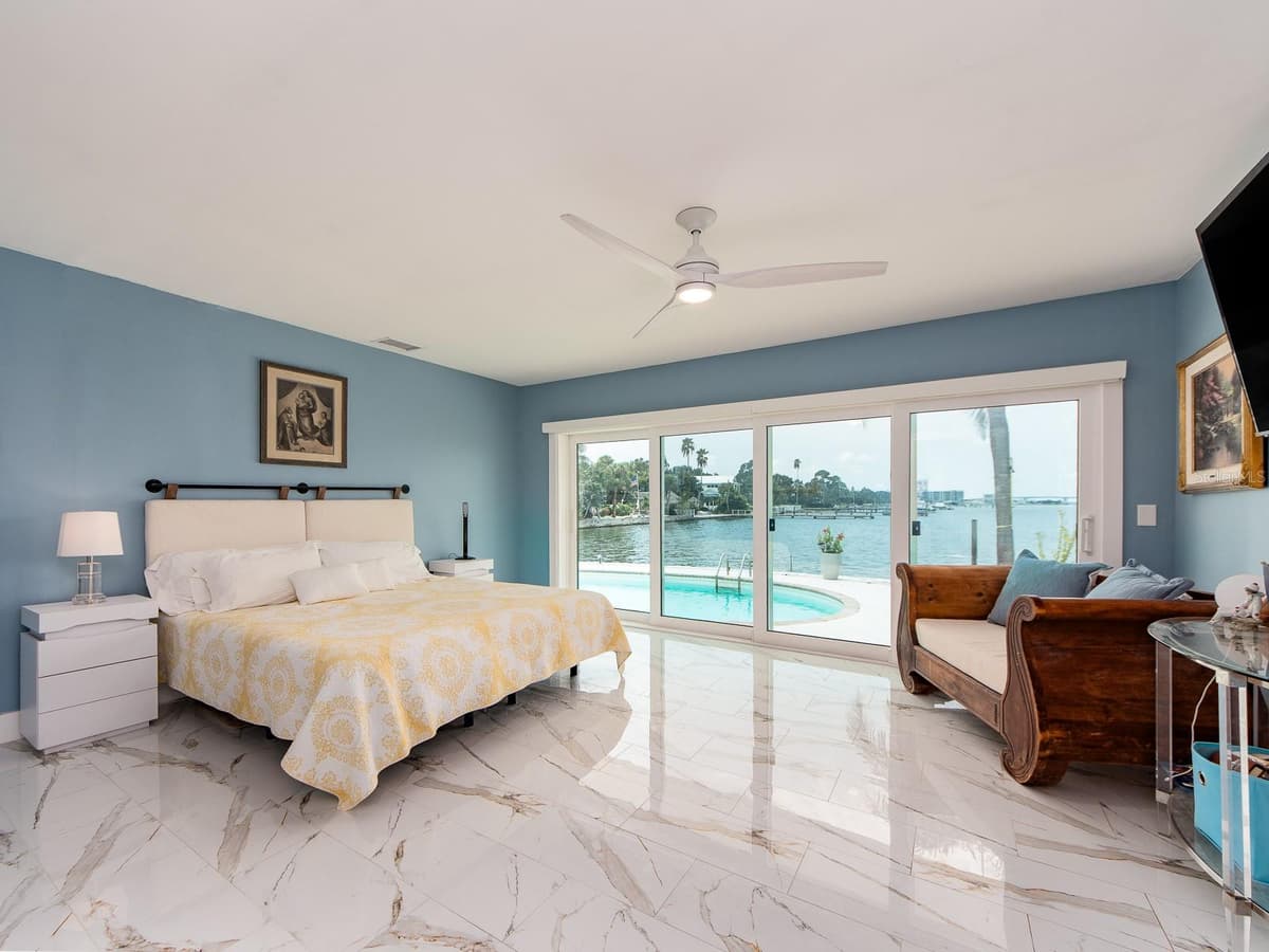 1826 VENETIAN POINT DRIVE — photo 20 of 46