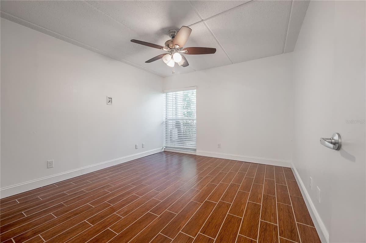 3325 BAYSHORE BOULEVARD — photo 22 of 44