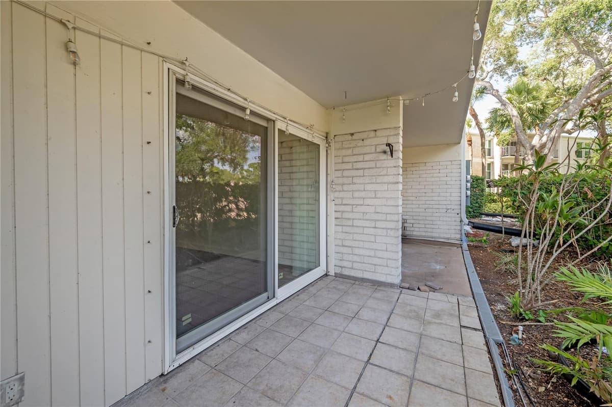 3325 BAYSHORE BOULEVARD — photo 30 of 44