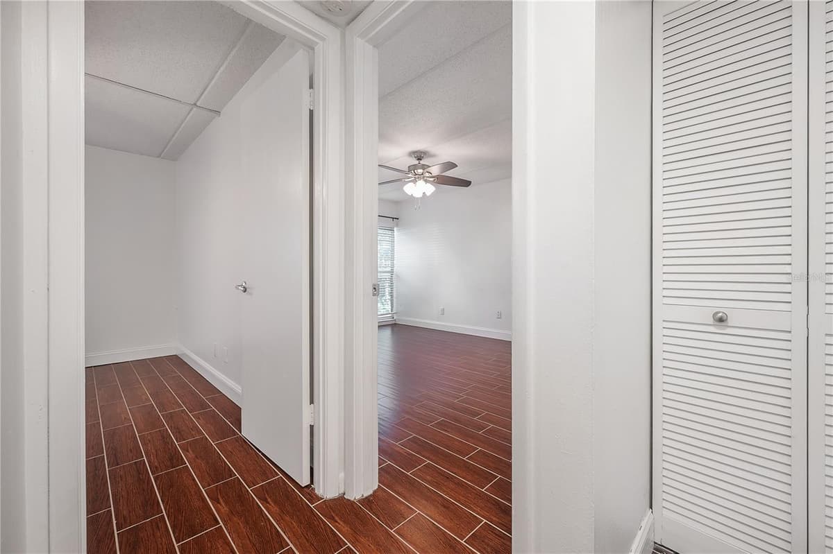 3325 BAYSHORE BOULEVARD — photo 21 of 44