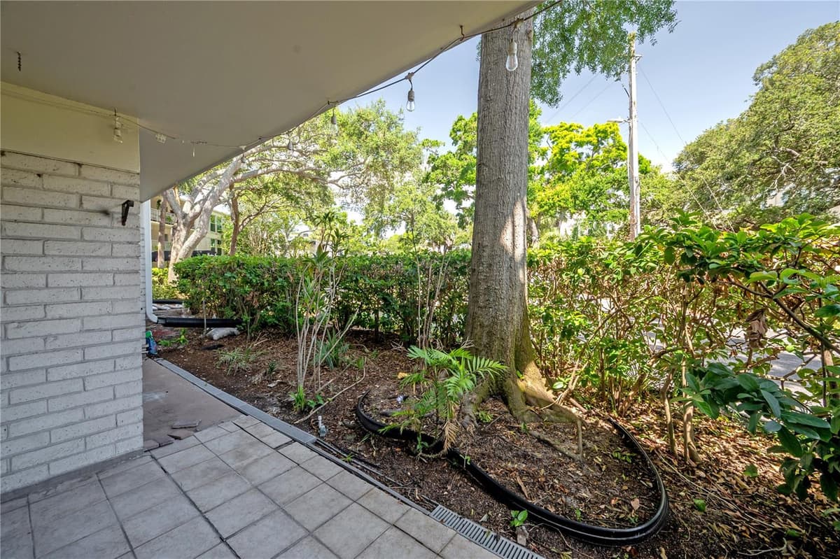 3325 BAYSHORE BOULEVARD — photo 31 of 44