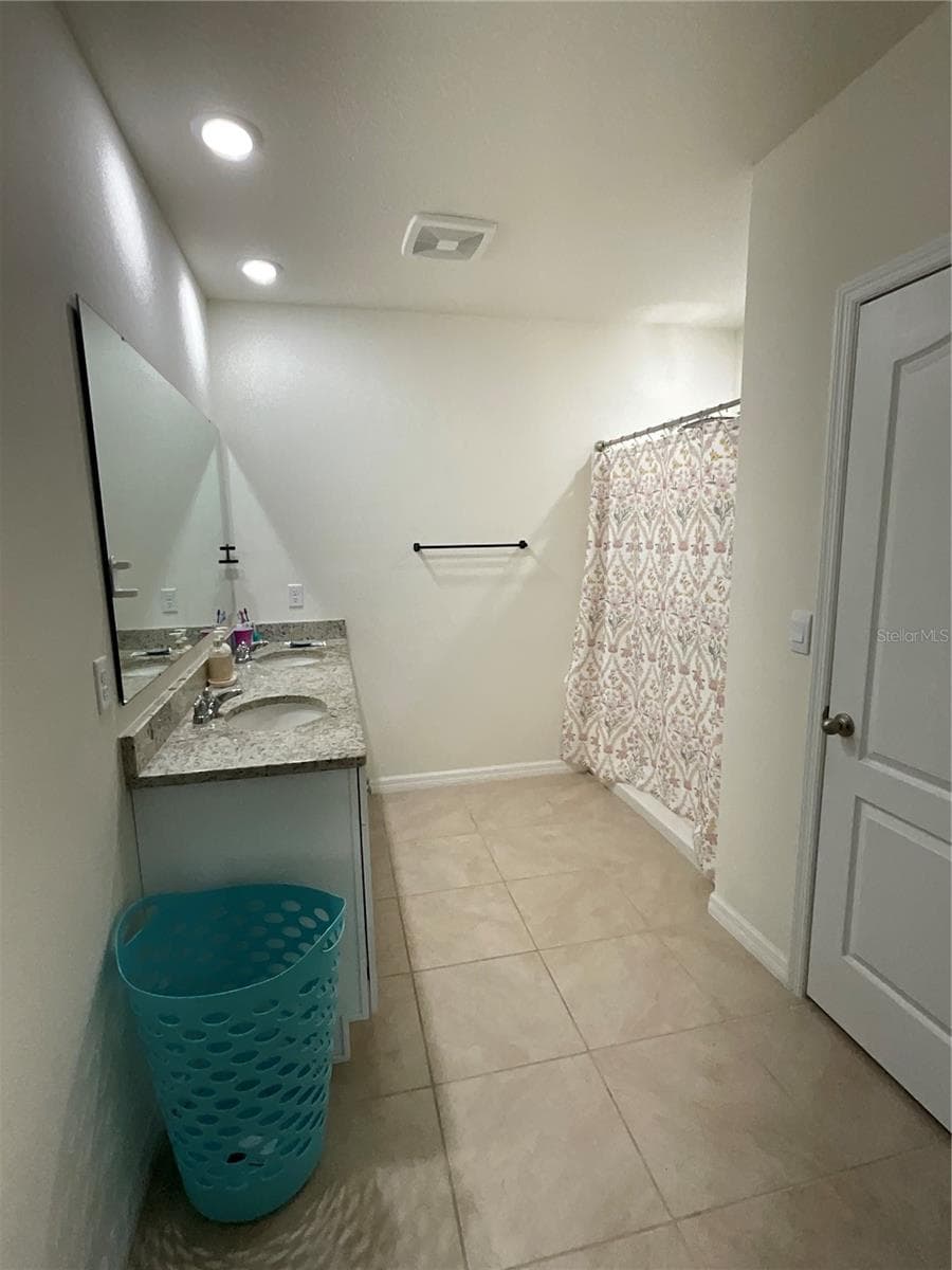 33525 ALWAYS DREAMING COURT — photo 19 of 53