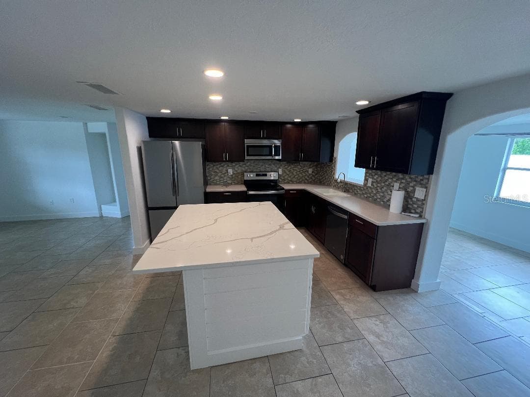 5270 CITADEL ROAD — photo 4 of 17