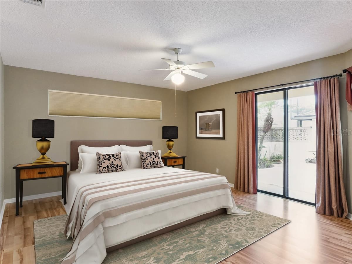 21815 TARTAN STREET — photo 14 of 64