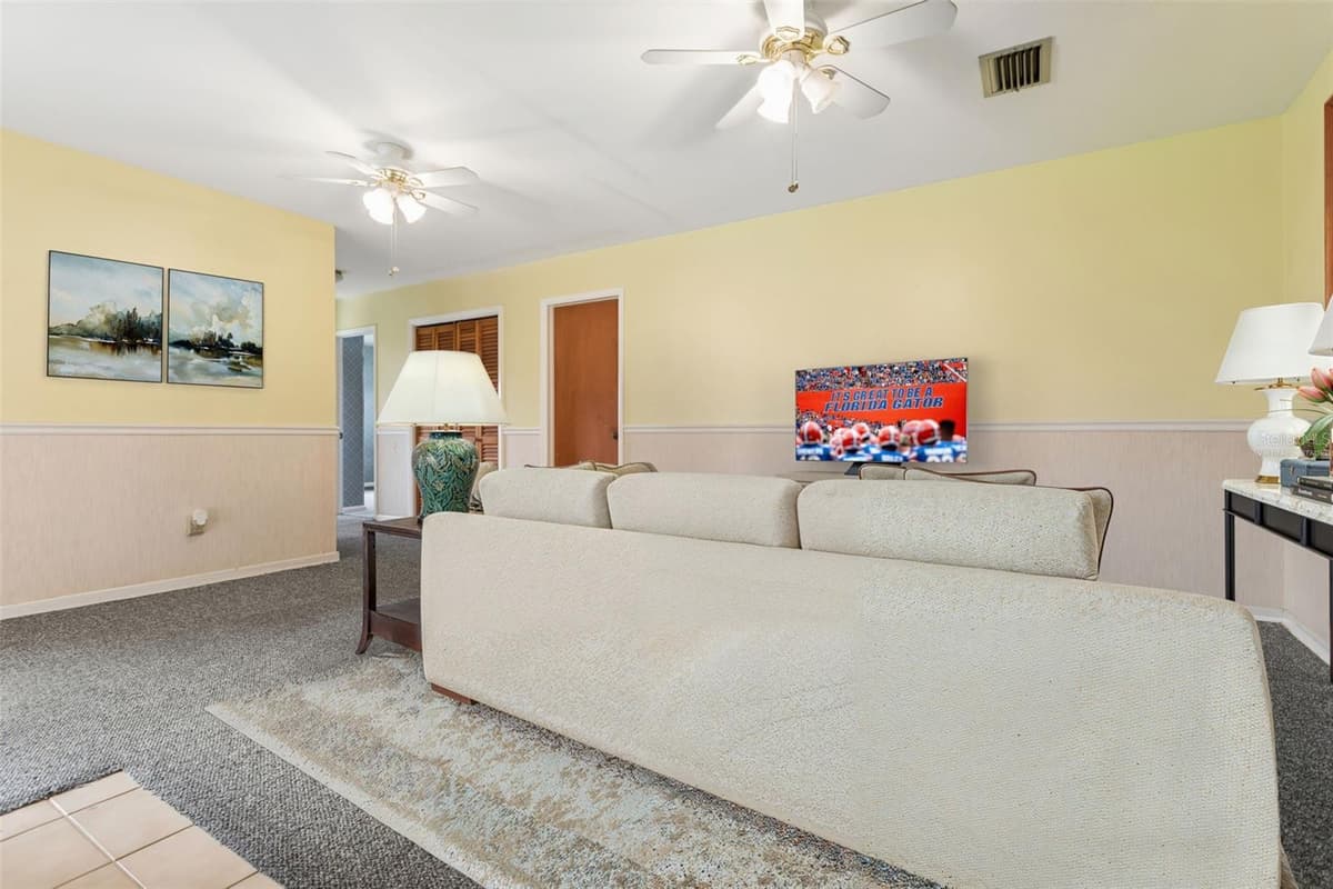 5004 HESPERIDES STREET — photo 19 of 30