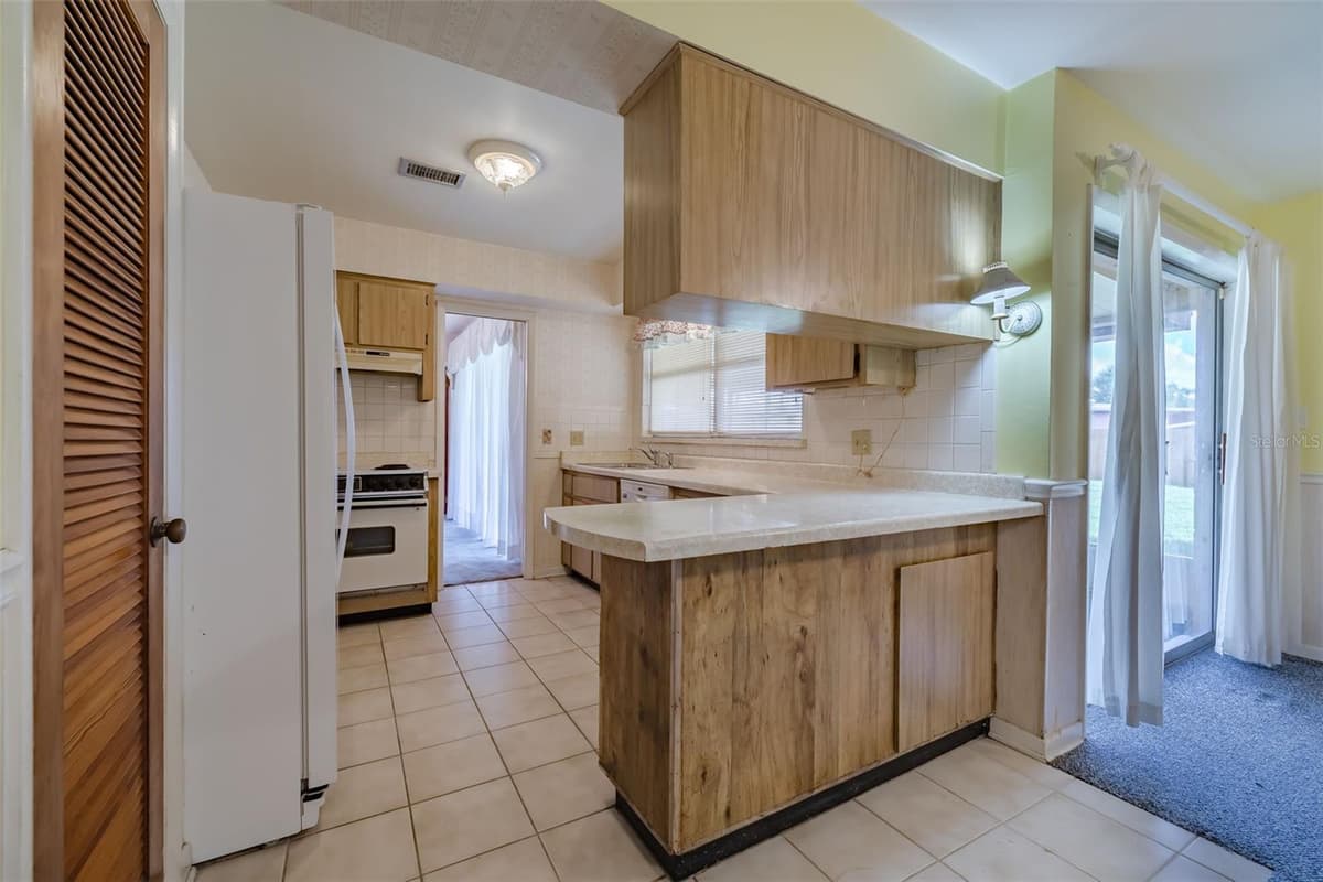 5004 HESPERIDES STREET — photo 17 of 30