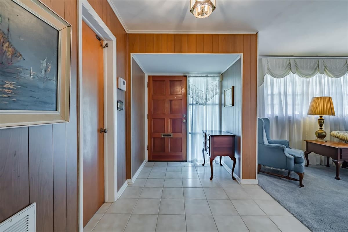 5004 HESPERIDES STREET — photo 5 of 30