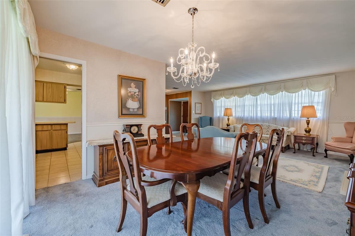 5004 HESPERIDES STREET — photo 11 of 30