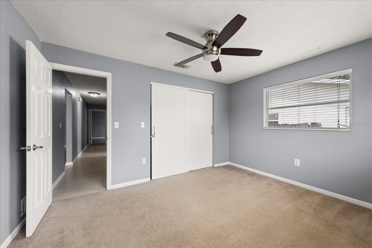 208 TALLEY DRIVE — photo 21 of 26