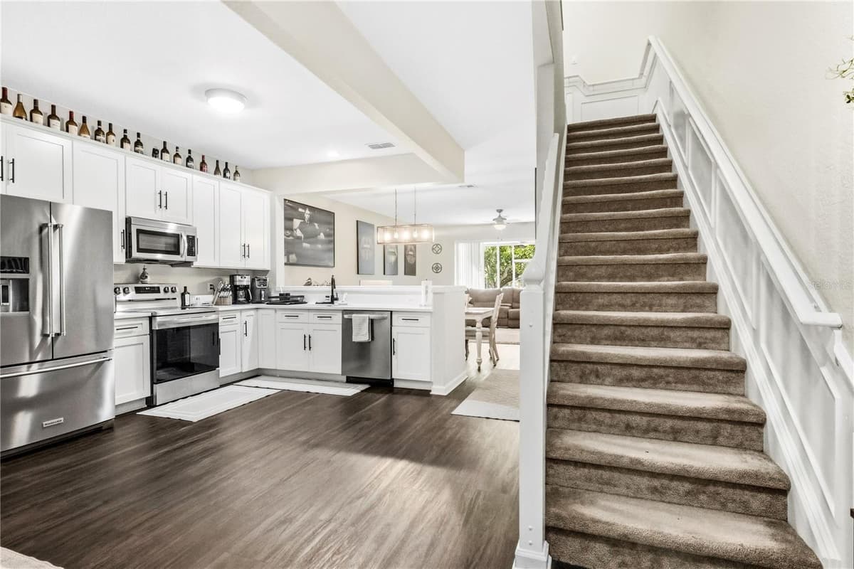 6480 RANELAGH DRIVE — photo 4 of 39