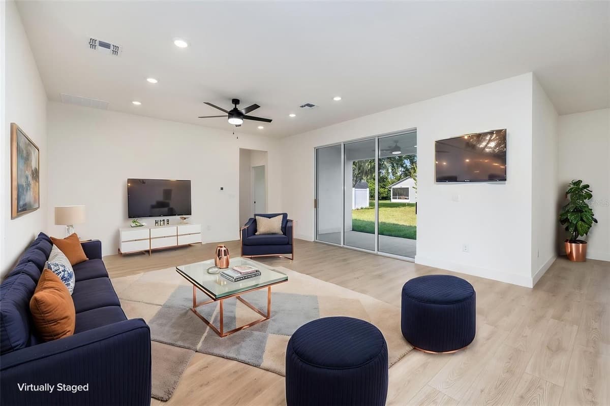 36 BURNSIDE DRIVE — photo 11 of 42