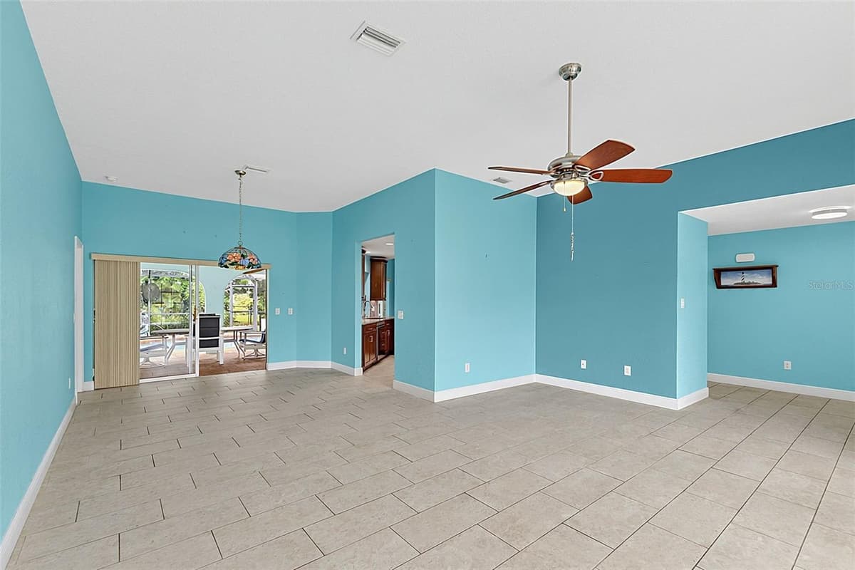 339 BARCELONA STREET — photo 12 of 49