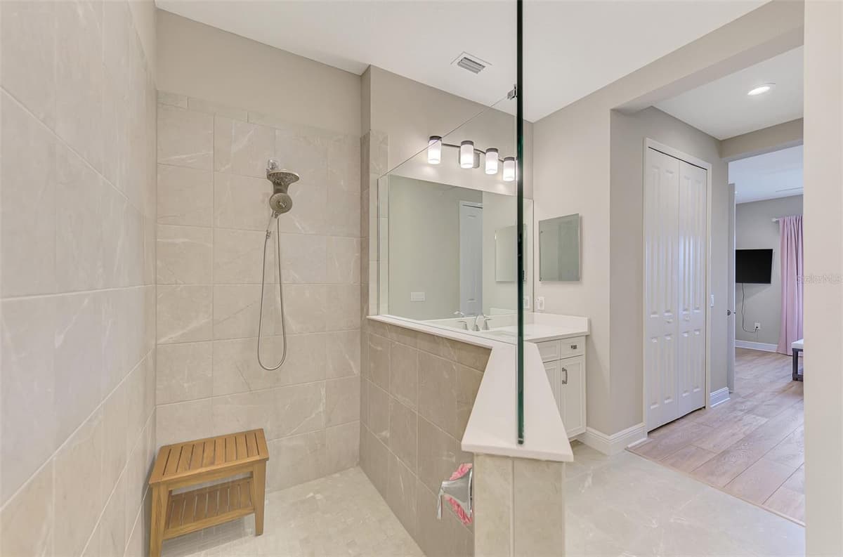 4842 WILLOW BEND AVENUE — photo 38 of 86