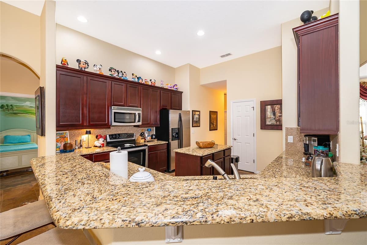 124 YELLOW SNAPDRAGON DRIVE — photo 26 of 42