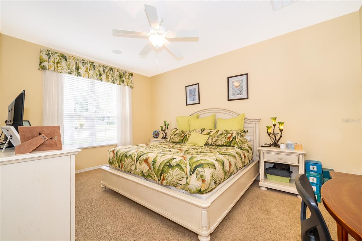 124 YELLOW SNAPDRAGON DRIVE — photo 12 of 42