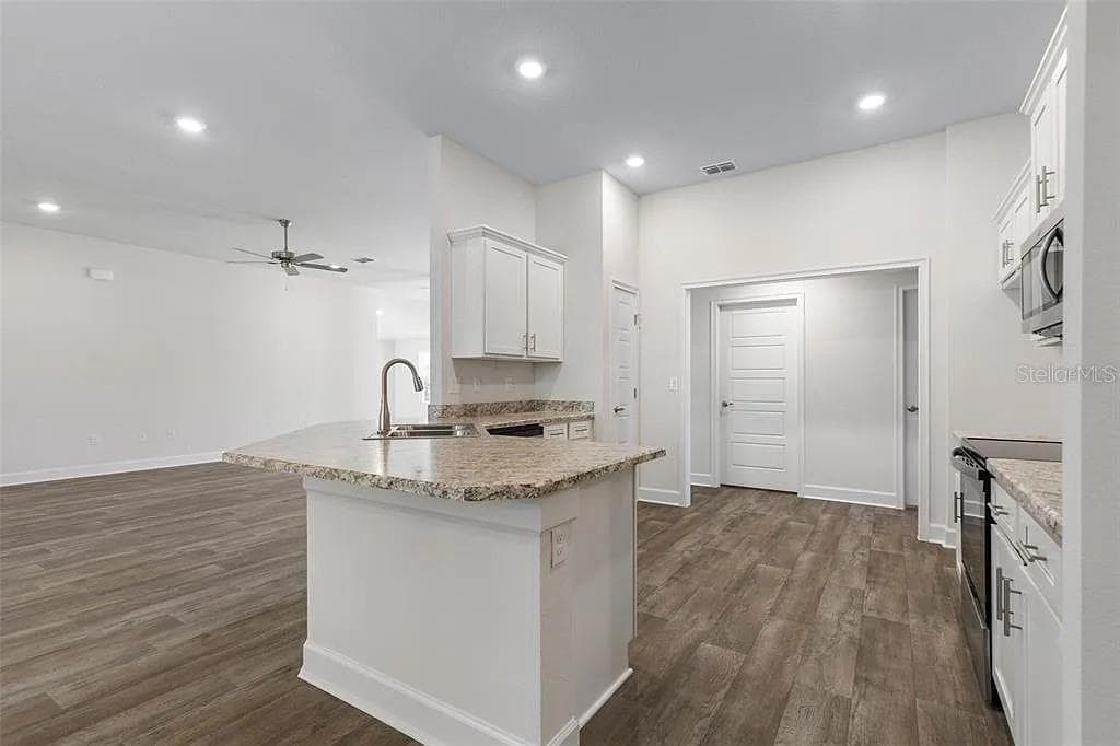 5 PORTER LANE — photo 23 of 30