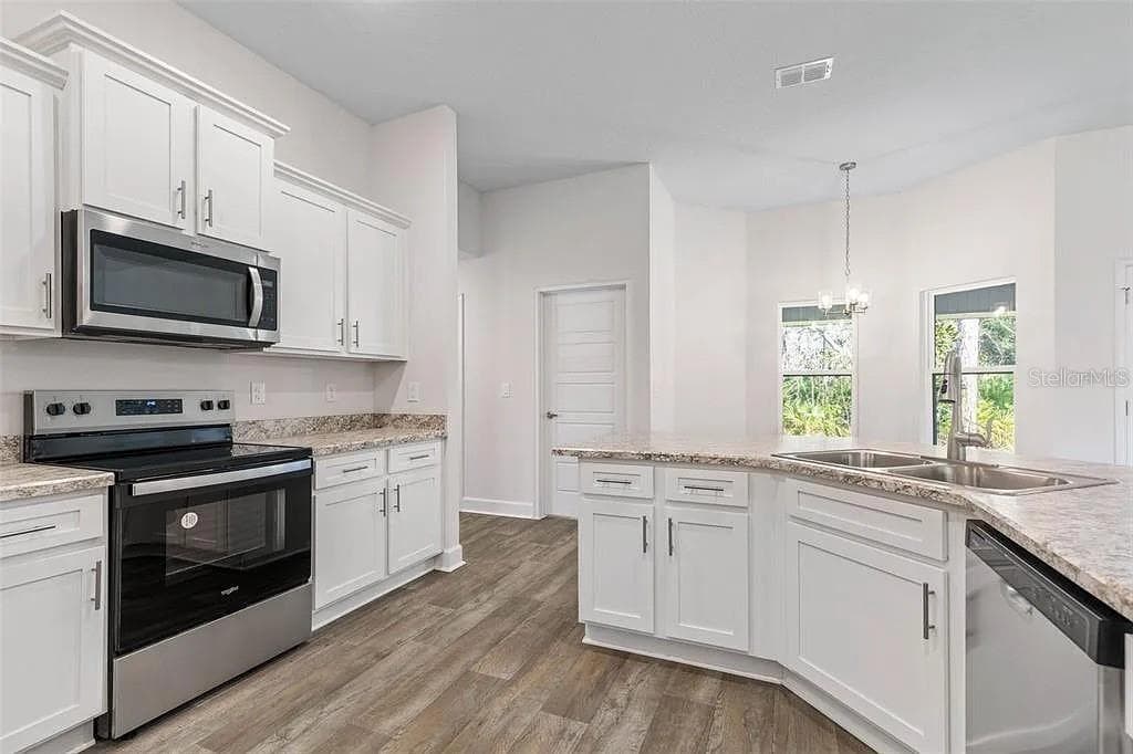 5 PORTER LANE — photo 10 of 30
